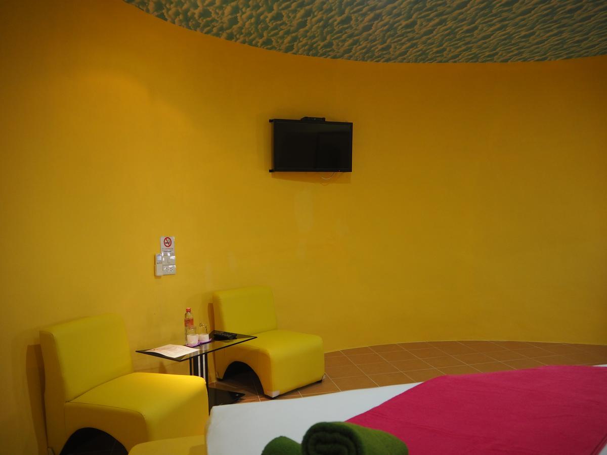 Fruit House Pattaya Motel Bang Lamung Exterior photo