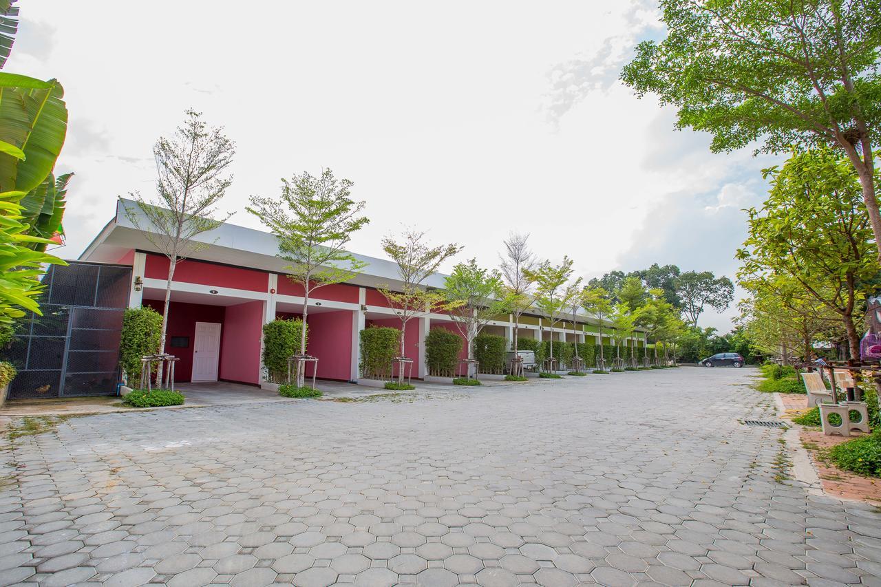 Fruit House Pattaya Motel Bang Lamung Exterior photo