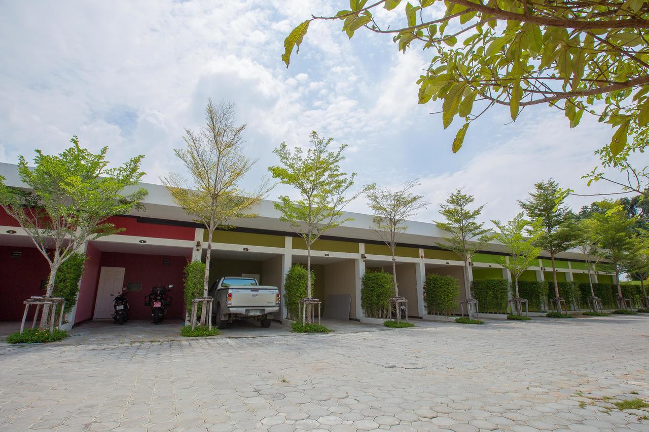 Fruit House Pattaya Motel Bang Lamung Exterior photo